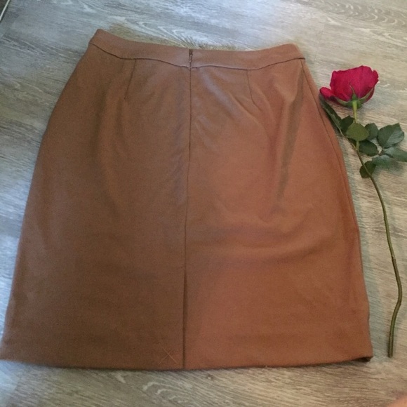 Halogen (Nordstrom) Fitted pencil skirt, sz 4 NWT - Picture 2 of 4